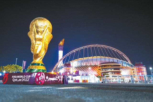 过去十年间，《精灵旅社》系列以放飞脑洞的角色设定、欢乐搞怪的故事、动感上头的音乐收获了一众忠实粉丝，前三部累计创下内地4亿人民币票房、全球超13亿美元票房的佳绩，更获得金球奖、动画安妮奖等大奖提名